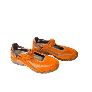 Allrounder by Mephisto Niro women’s suede walking shoe in Oxblood size 9.5